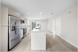 Building Photo - 2555 NE 193rd St