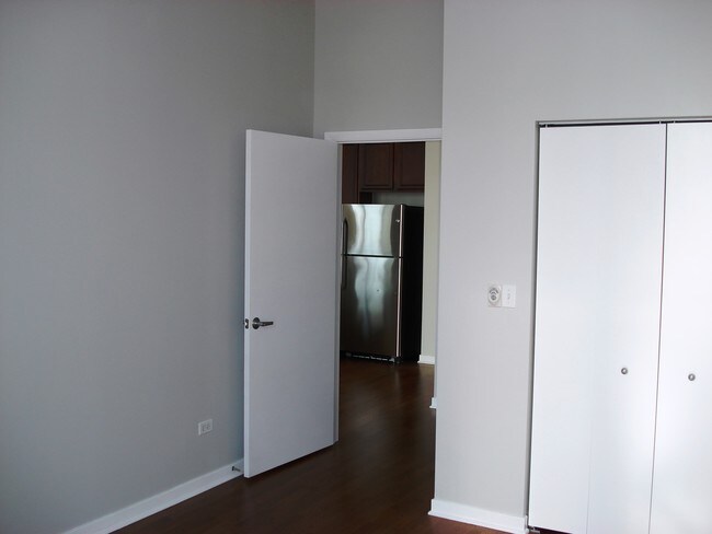 Bedroom - 1600 S Indiana Ave
