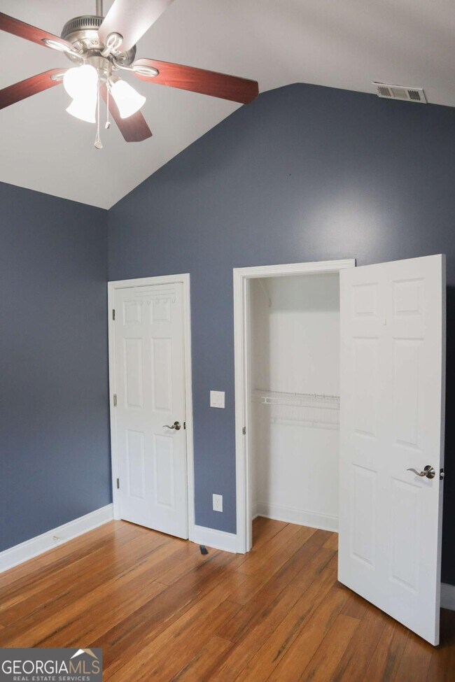 Building Photo - 1526 Lechemin Dr