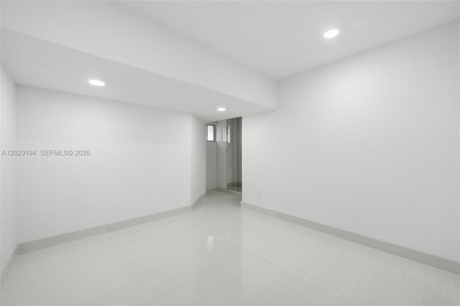 Building Photo - 22384 Thousand Pines Ln