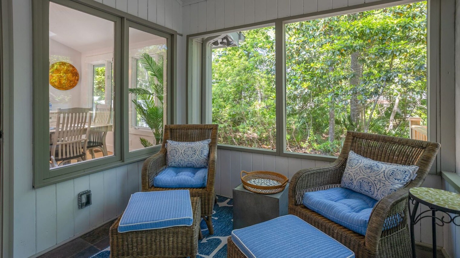 Building Photo - 13 Dewberry Ln