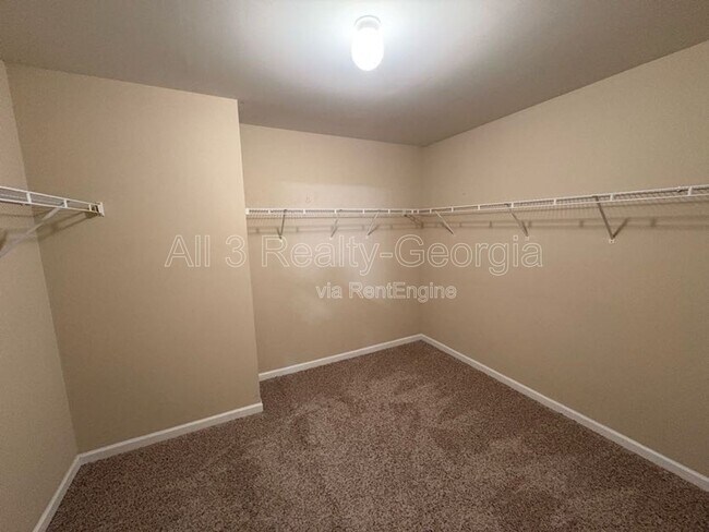 Building Photo - 11633 Kades Trail