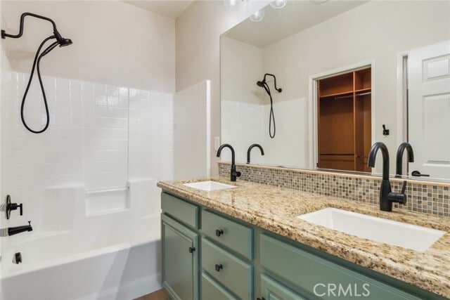 Building Photo - 13563 Mashona Ave