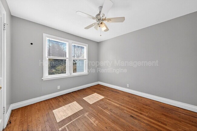 Building Photo - 1260 St Marie St