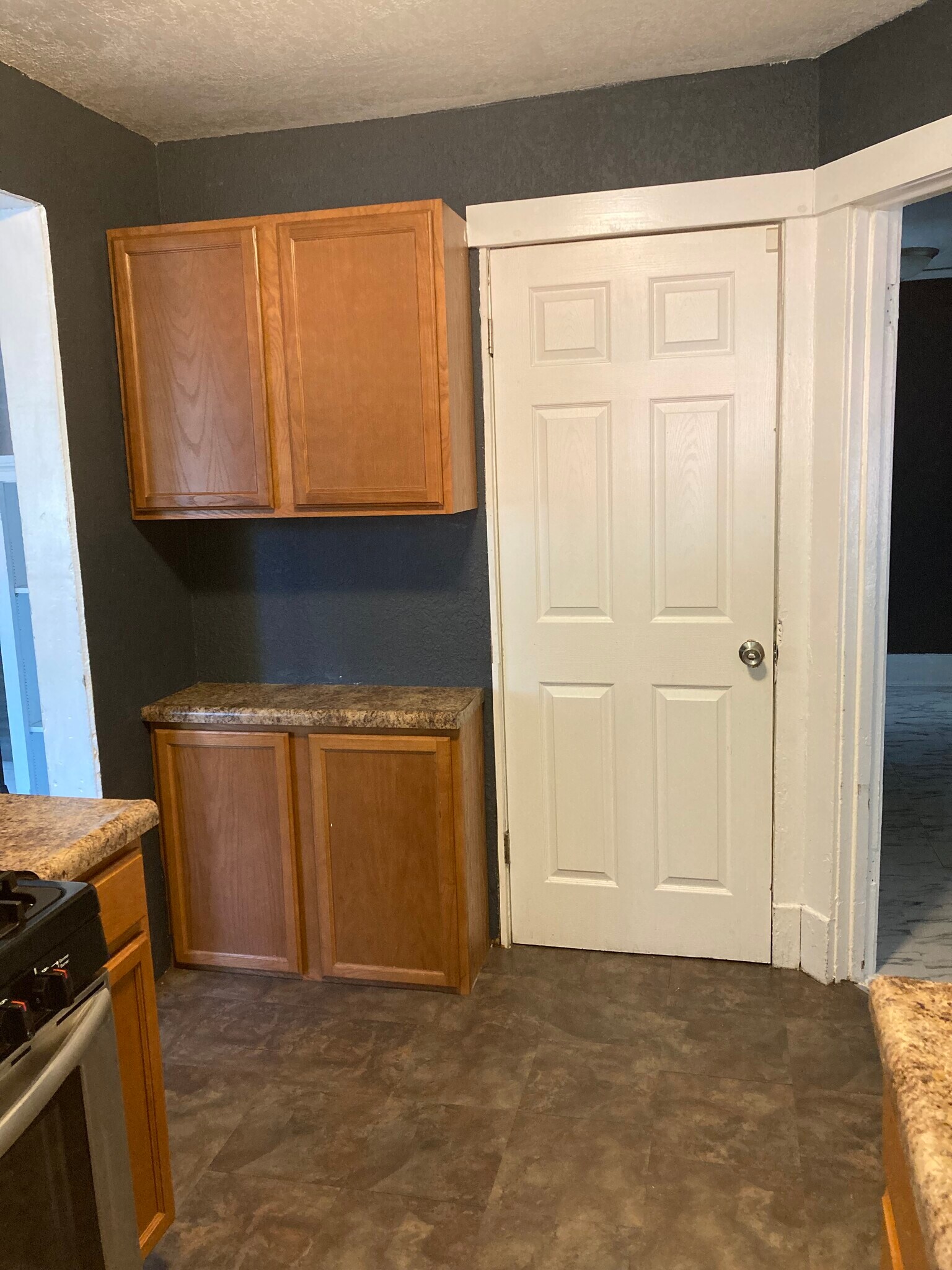 Building Photo - 501 W Columbia Ter