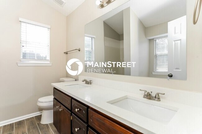Building Photo - 3 Bedroom Pet-Friendly Home in LOCUST GROVE, GA with Main Street Renewal