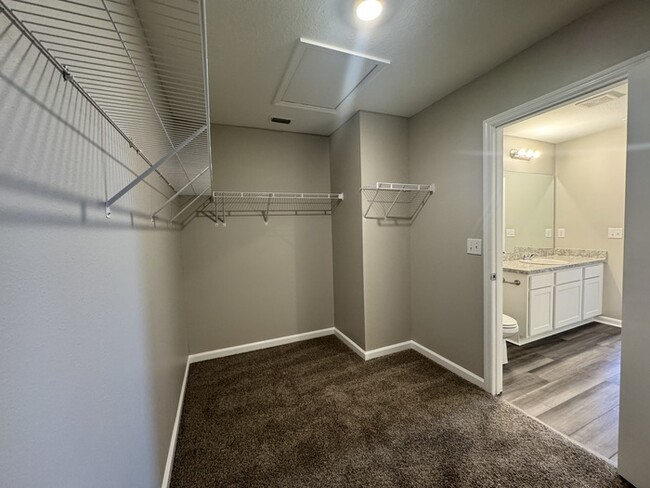 Building Photo - 4 Bed/3 Bath/2 Car Garage New Construction...