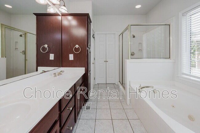 Building Photo - 4924 Keith Dr