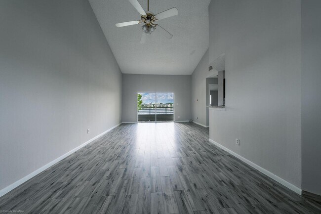 Building Photo - 3401 NW 44th St