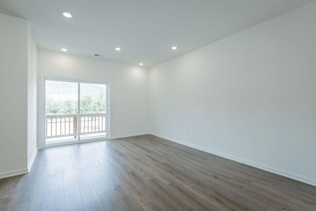Building Photo - 4186 Tillie Cir