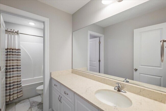 Building Photo - 3076 Lobella Dr