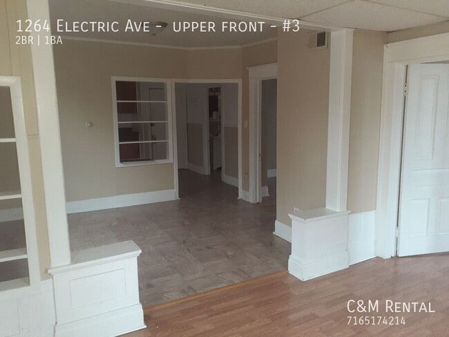 Building Photo - Nice 2 Bedroom - Upper Apartment