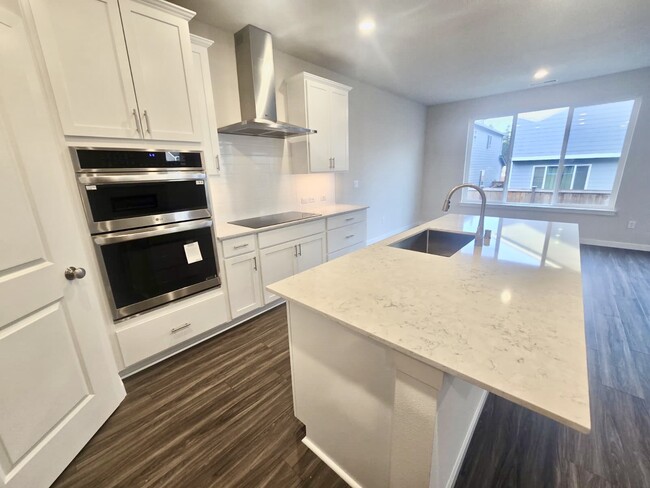 Building Photo - 8723 126th St Ct E