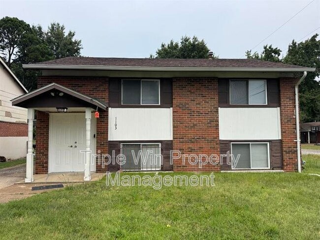Primary Photo - 1103 Rio St