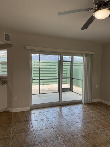 Private gated and screened patio. Pavers great for outdoor cooking. - 7006 Midnight Pass Rd