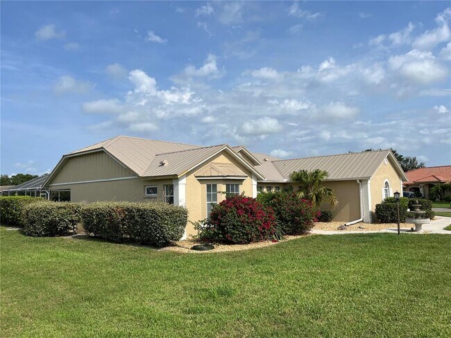 Building Photo - 5828 Sandy Pointe Dr