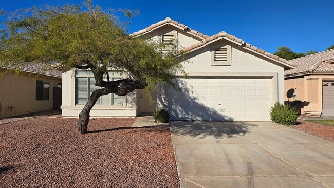 Building Photo - Location! Location! Location! 83rd & Thunderbird