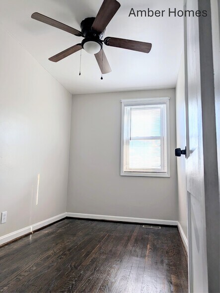 Building Photo - 1505 Becklow Ave