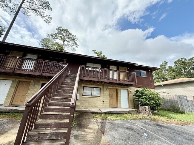 Primary Photo - 510 SW 69th St
