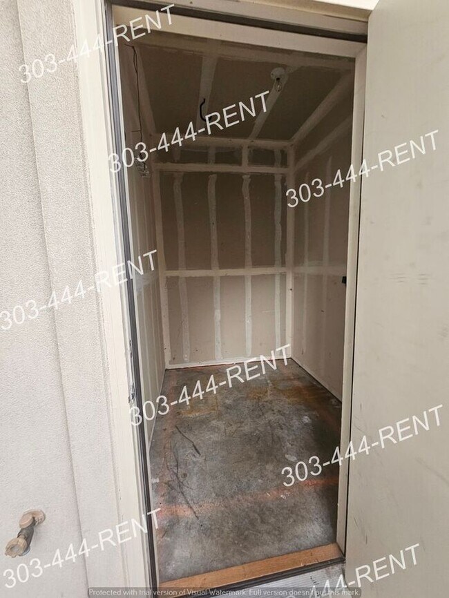 Building Photo - Move In Special!!! Make this your new home in time for the holidays! Located in Sage Creek