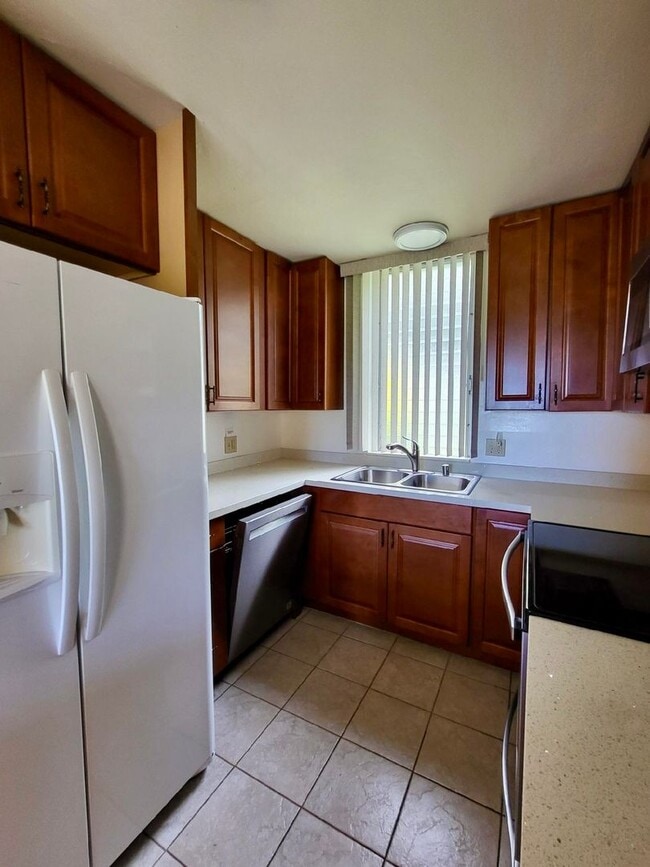 Building Photo - 78-7030 Alii Dr. Unit 104
