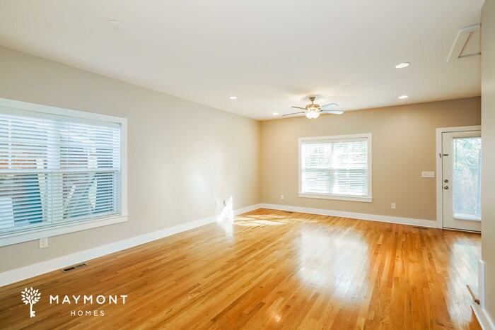 Building Photo - 2022B Greenwood Cir