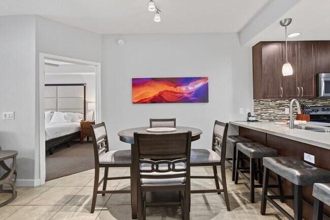 Building Photo - 5350 E Deer Valley Dr