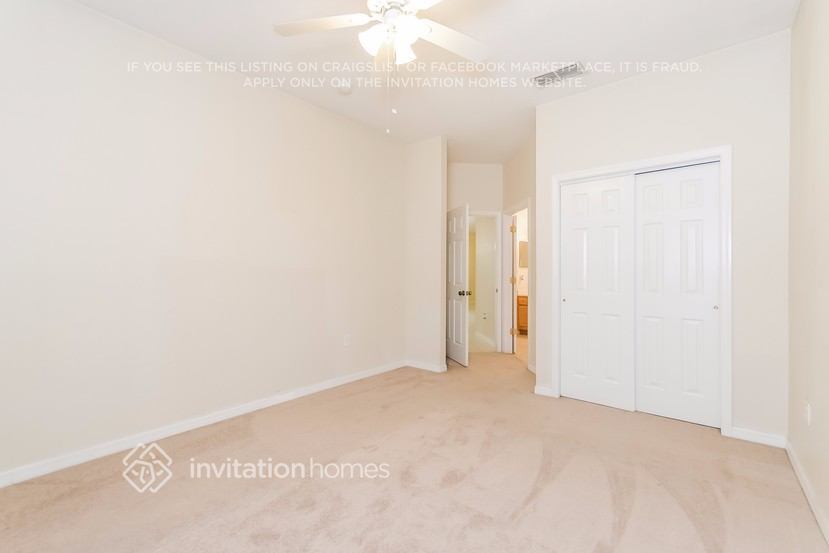 Building Photo - 1934 Magical Ln