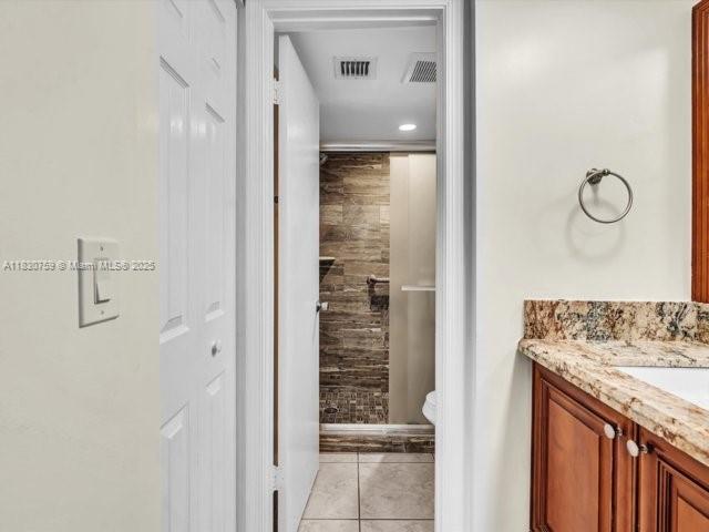 Building Photo - 9311 Orange Grove Dr