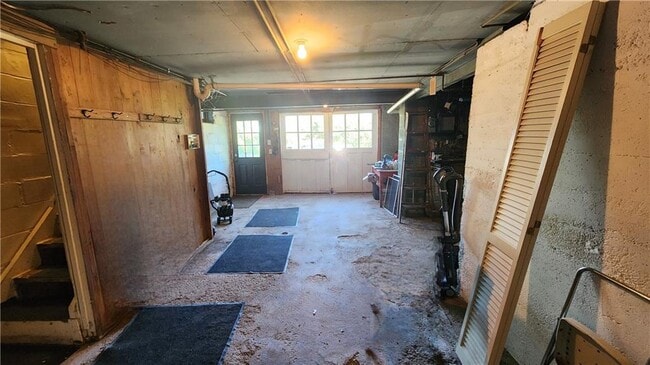 Building Photo - 1128 Ridge Rd