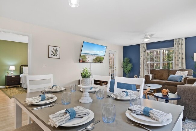 Building Photo - 1204 River Oaks Dr