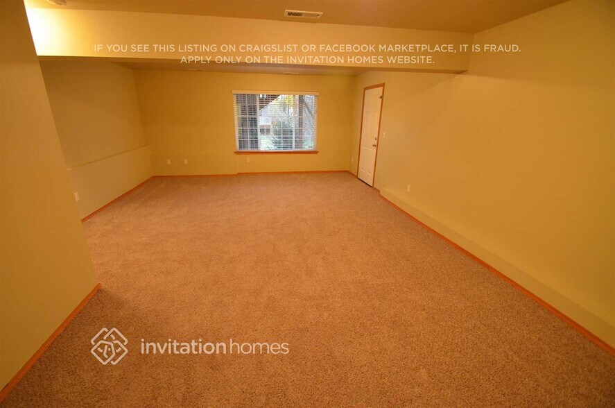 Building Photo - 3704 73rd Ave NE