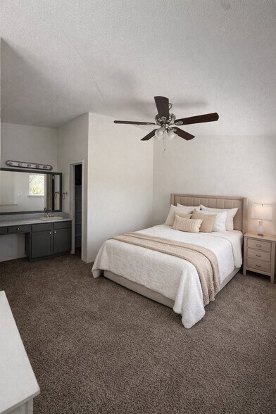 Building Photo - 3740 Little Rd