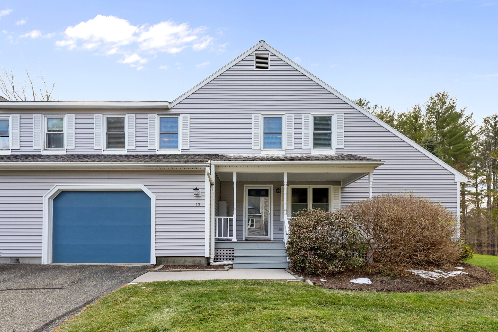 Building Photo - 12 Applewood Ln