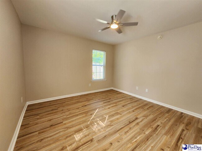 Building Photo - 1253 Vía Ponticello