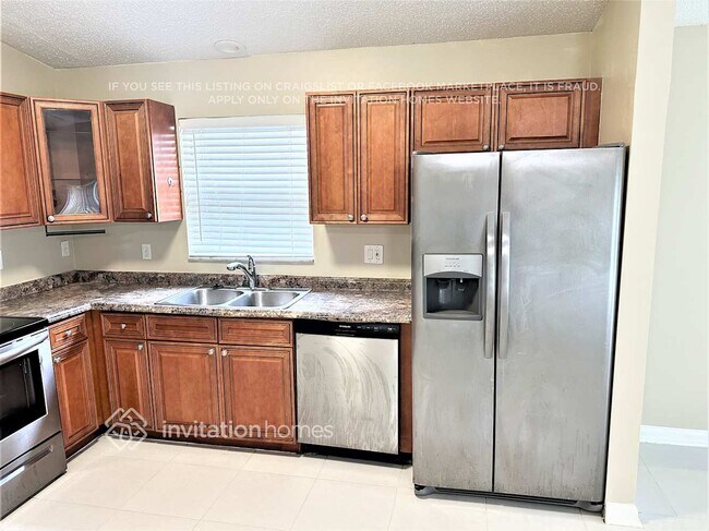 Building Photo - 1336 Waterway Cove Dr