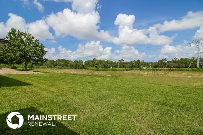 Building Photo - 8549 Silverbell Loop