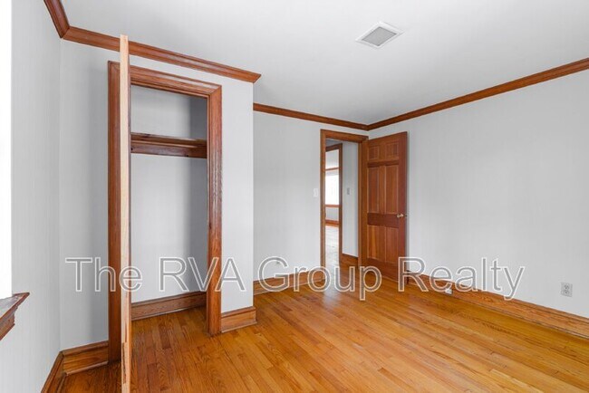 Building Photo - 36 Ferndale Drive