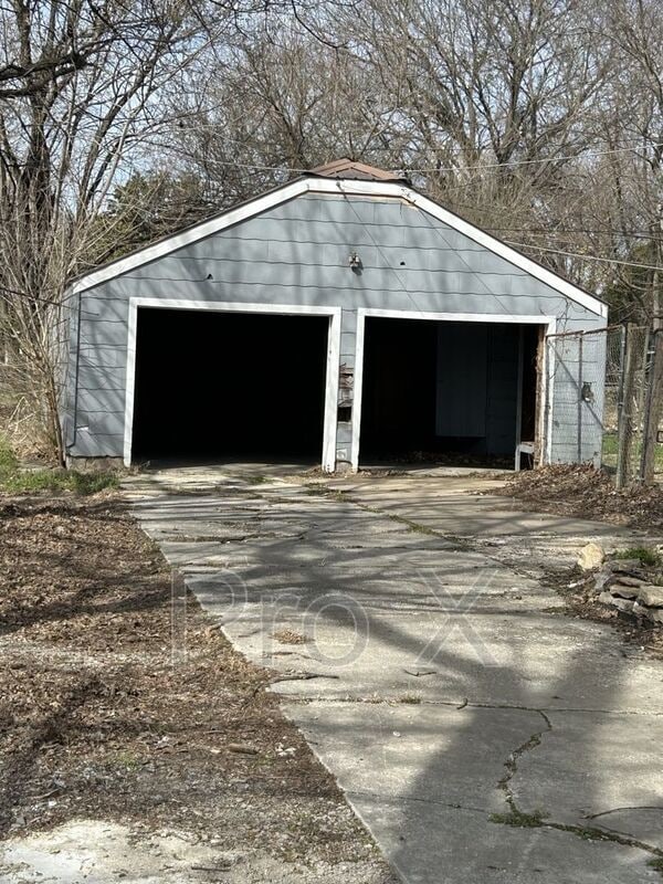 Building Photo - 112 W 23rd St