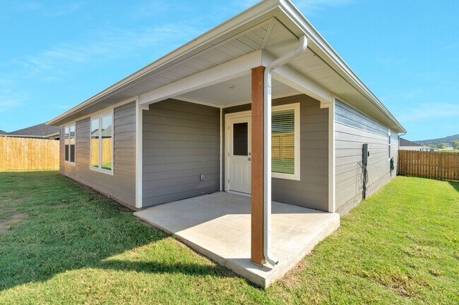 Building Photo - Brand-New 4 Bedroom Home in Prairie Grove!...