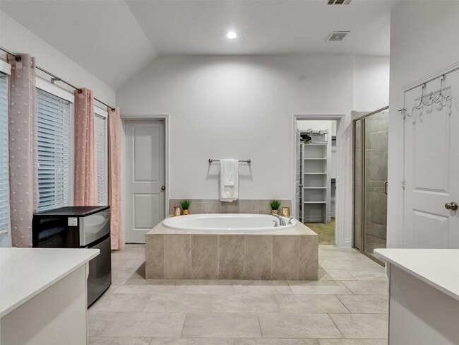 Building Photo - 23311 Darst Fld Trl