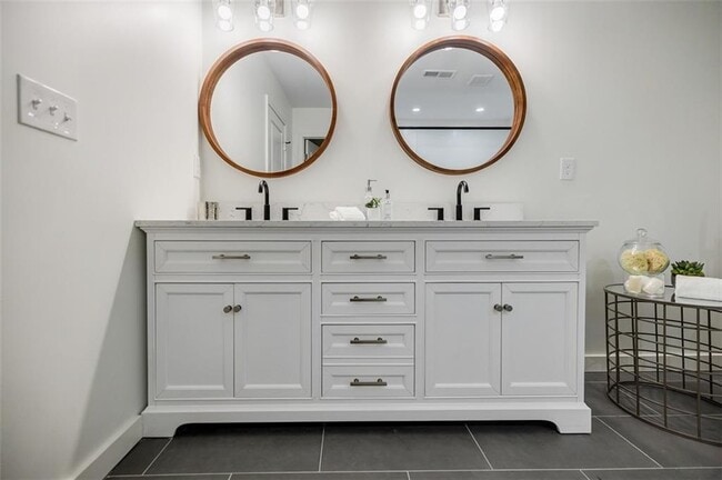 Building Photo - 3154 N Druid Hills Rd