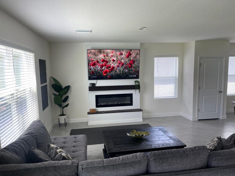 Building Photo - 2771 Common Fig Run