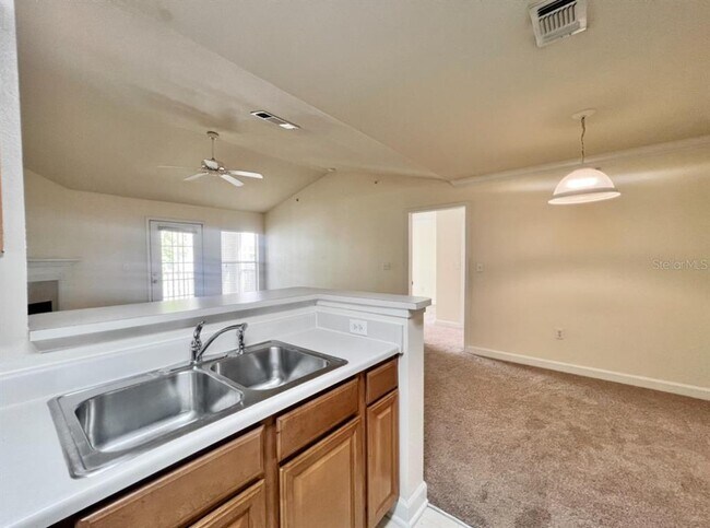 Building Photo - 18469 Bridle Club Dr