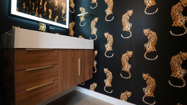 Building Photo - 605 N Idaho Ave