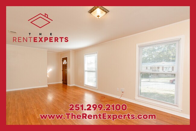 Building Photo - 5466 Vanderbilt Dr