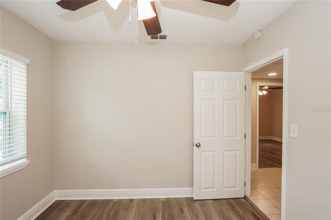 Building Photo - 832 Bethune Dr