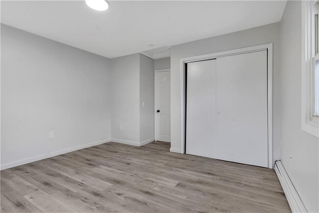 Building Photo - 107 Roosevelt St