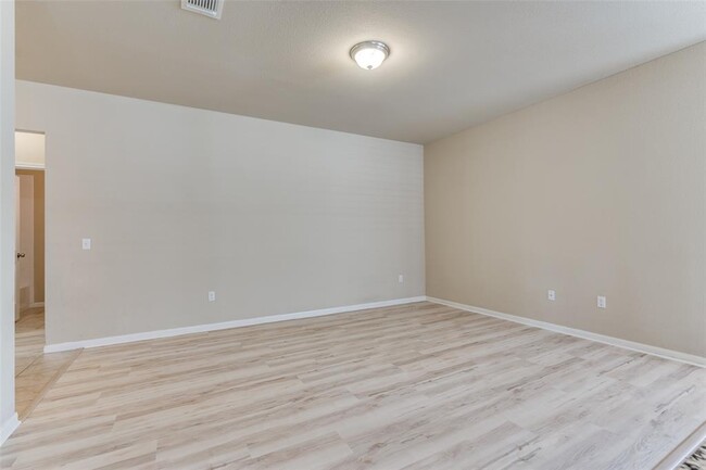 Building Photo - 505 Brashear Ln