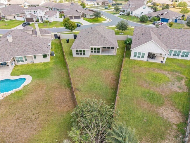 Building Photo - 14224 Amistad Cir